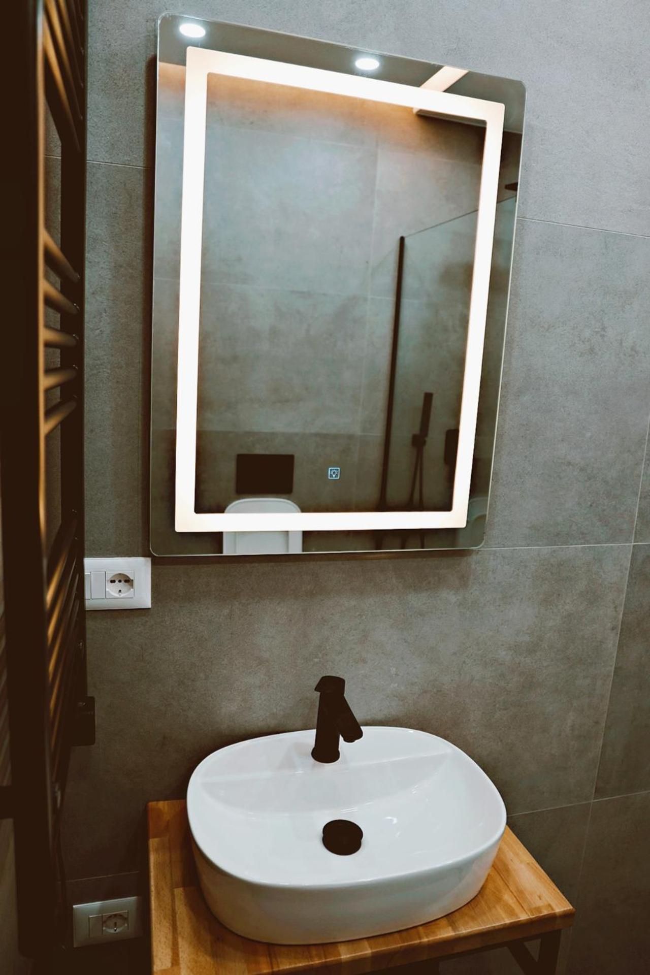 Sol Hotel Shkoder Exterior photo