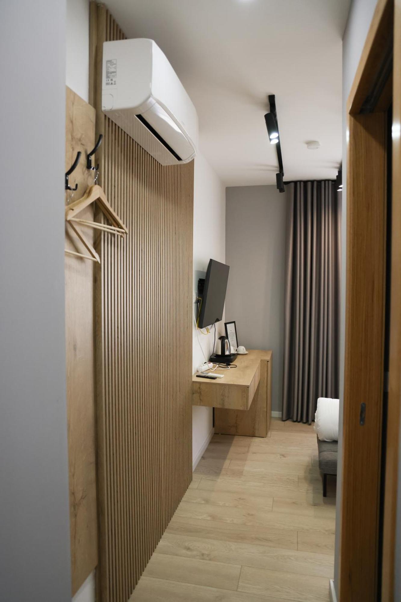 Sol Hotel Shkoder Exterior photo