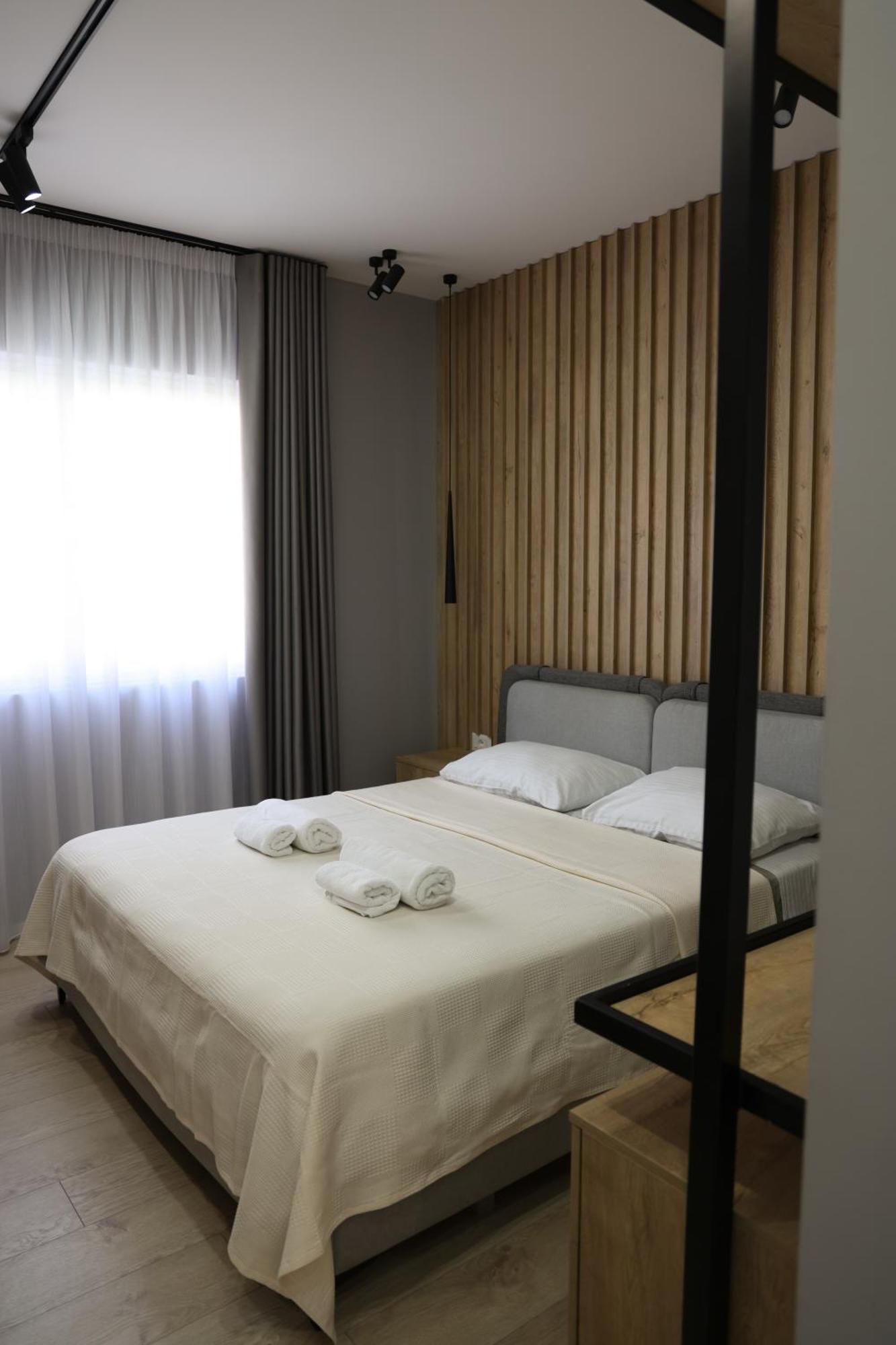 Sol Hotel Shkoder Exterior photo